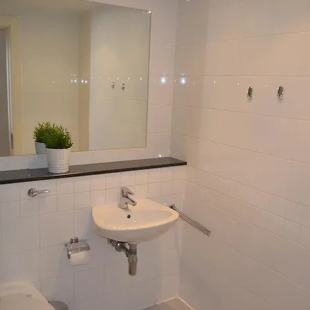 Serviced By Premier City Apartment *