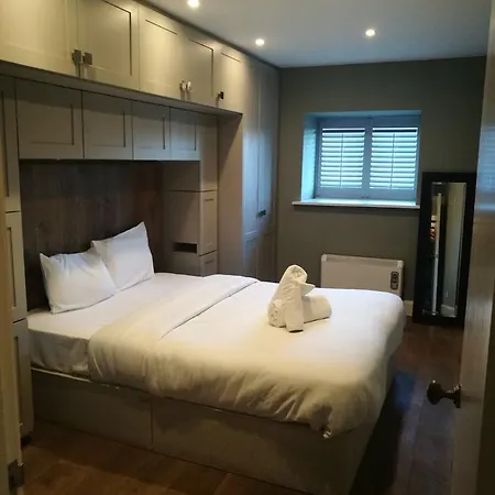 Serviced By Premier City Dublin